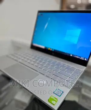 New Laptop HP Pavilion 15 8GB Intel Core I5 SSD 512GB