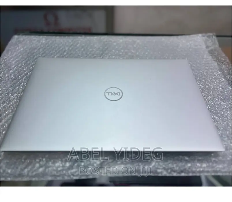 New Laptop Dell XPS 15 32GB Intel Core I9 SSD 512GB