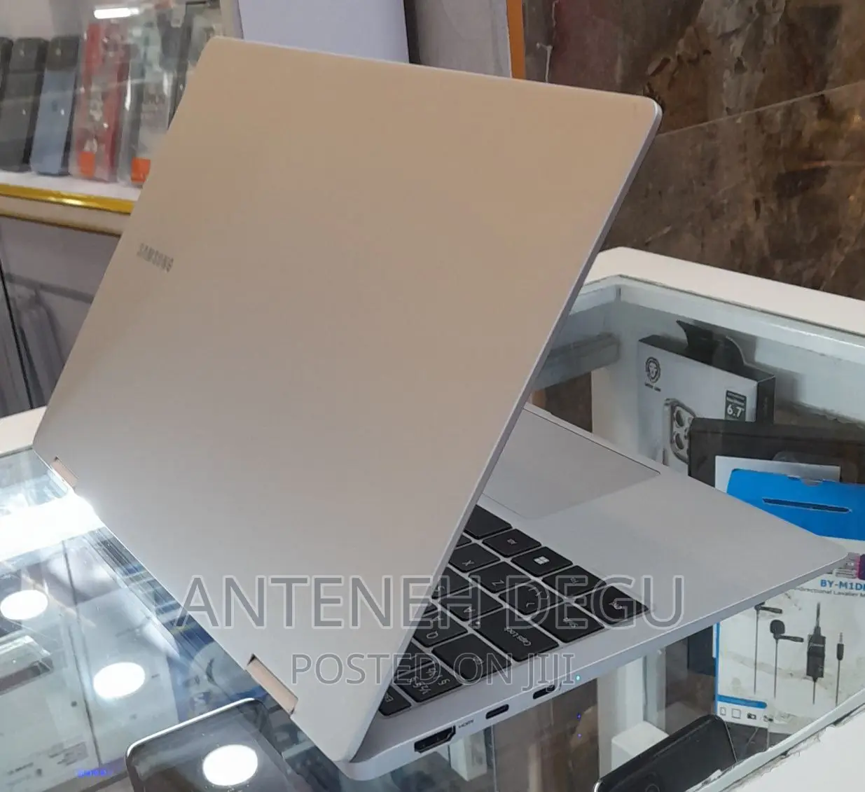 New Laptop Samsung Galaxy Book 2 8GB Intel Core I5 SSD 256GB