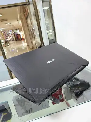 New Laptop Asus FX502VD 8GB Intel Core I7 SSHD+SSD 1T