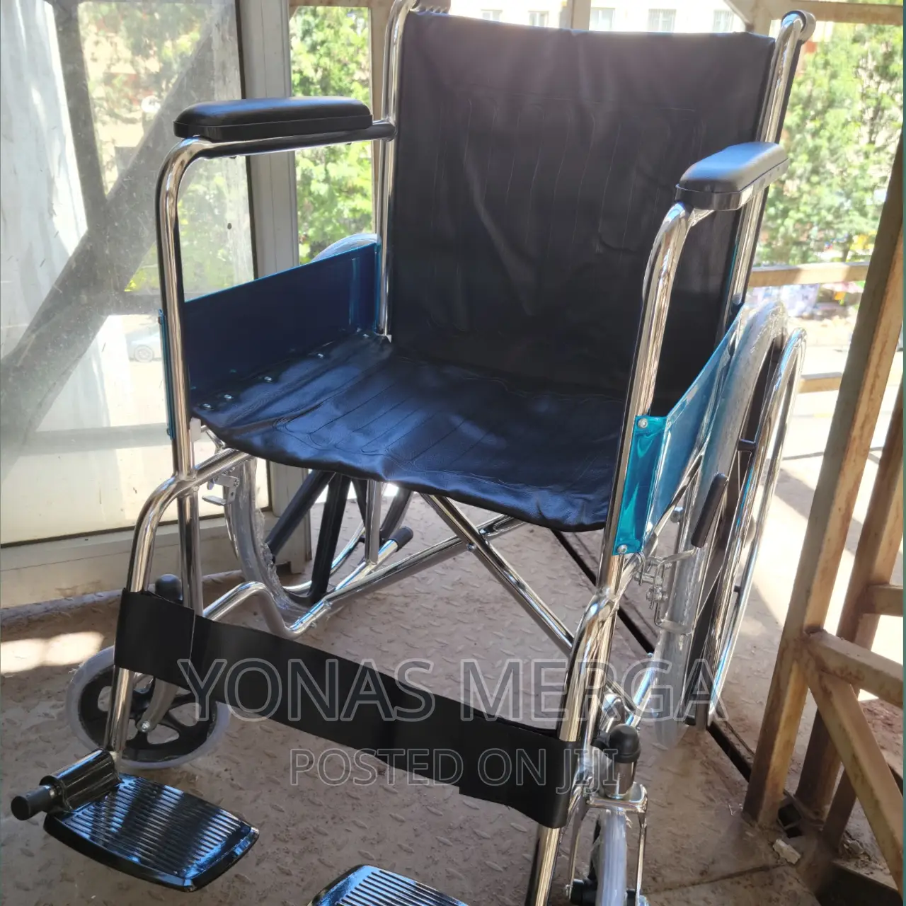 ፋሚሊ:ዊልቸር/Wheelchair_wheelchair-Wheelchair/Wheelchair
