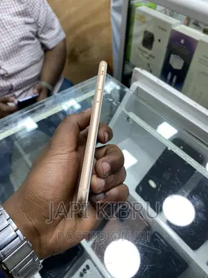 Apple iPhone 8 64 GB