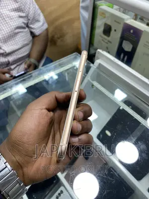 Apple iPhone 8 64 GB