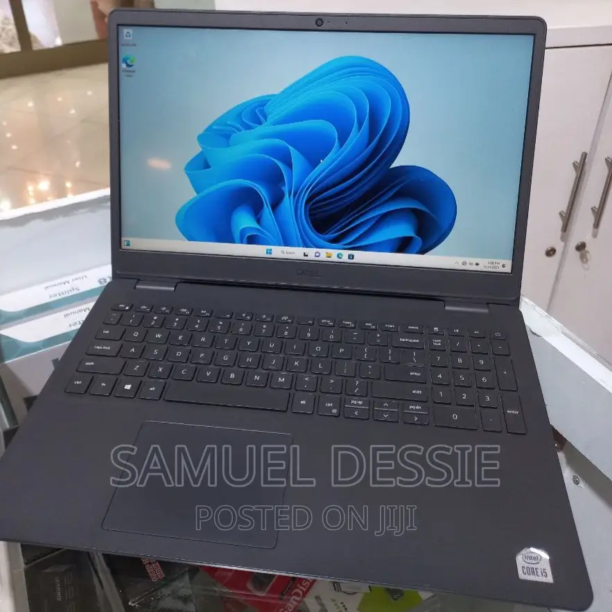 New Laptop Dell Inspiron 15 8GB Intel Core I5 HDD+SSD 256GB