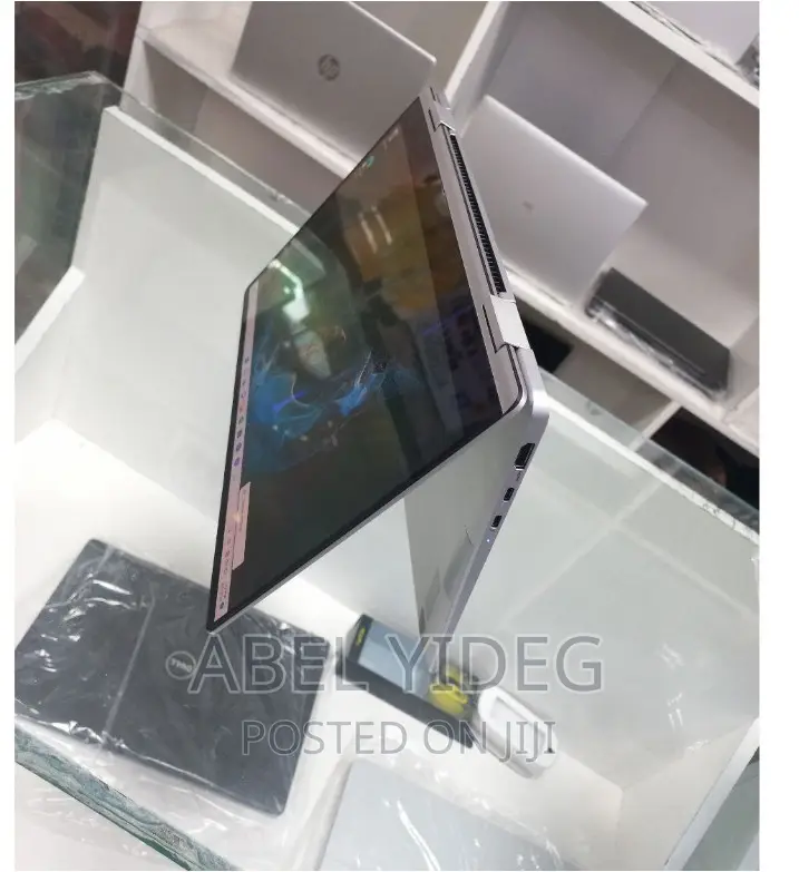 New Laptop Samsung Galaxy Book 2 8GB Intel Core I5 SSD 256GB