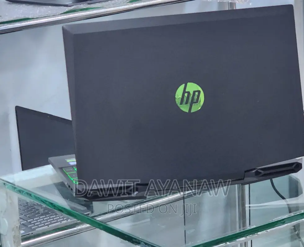 New Laptop HP 8GB Intel Core I5 SSD 1T