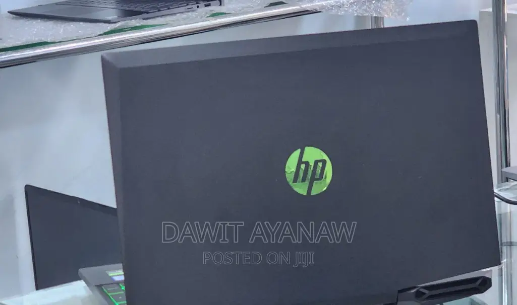 New Laptop HP 8GB Intel Core I5 SSD 1T