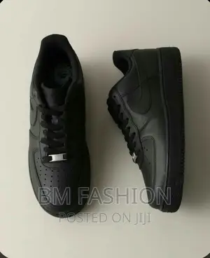 Nike Air Force 1 ‘07 Triple Black