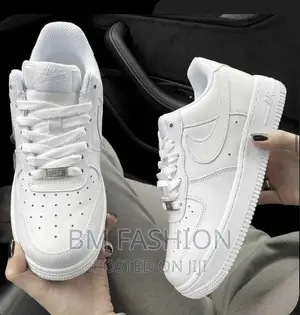 Nike Air Force 1 ‘07 White