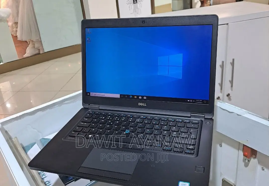 New Laptop Dell 8GB Intel Core I5 SSD 256GB