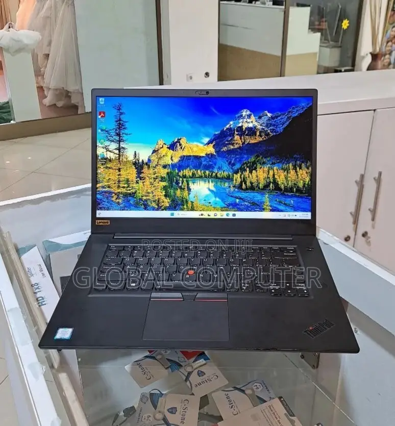 New Laptop Lenovo ThinkPad X1 Carbon 16GB Intel Core I7 SSD 512GB