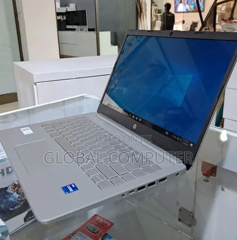 New Laptop HP Stream Notebook 16GB Intel Core I7 SSD 512GB