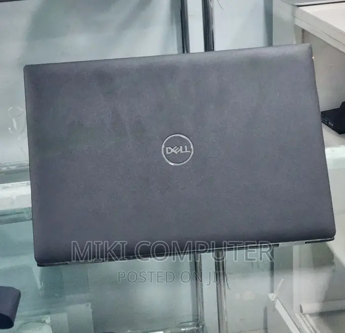 New Laptop Dell Latitude 3420 8GB Intel Core I7 SSD 1T