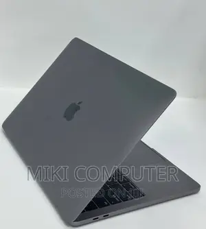 New Laptop Apple MacBook Pro 2019 8GB Intel Core I5 SSD 128GB