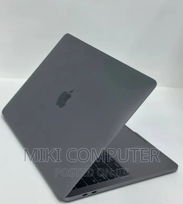 New Laptop Apple MacBook Pro 2019 8GB Intel Core I5 SSD 128GB