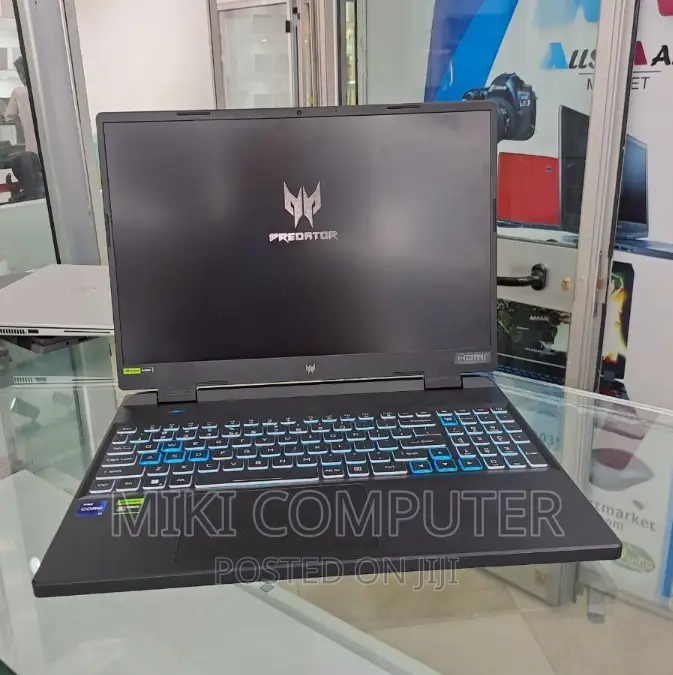 New Laptop Acer Predator Helios 300 16GB Intel Core I9 SSD 1T