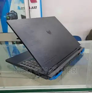 New Laptop Acer Predator Helios 300 16GB Intel Core I9 SSD 1T