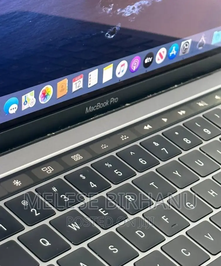 New Laptop Apple MacBook Pro 2019 8GB Intel Core I5 SSD 128GB