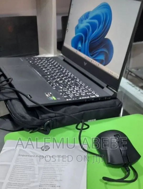 New Laptop HP Victus 16 16GB AMD Ryzen 7 SSD 512GB