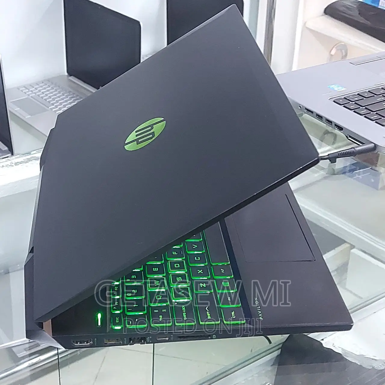 New Laptop HP Pavilion 15 8GB Intel Core I5 HDD+SSD 1T