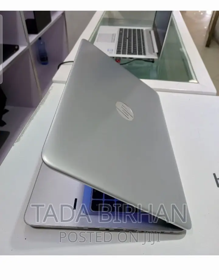 New Laptop HP EliteBook 840 8GB Intel Core I7 HDD 1T