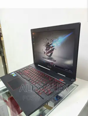 Laptop Asus ROG Strix G15 8GB Intel Core I7 SSD 1T