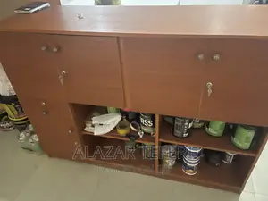 2 Shelf’S and Counter