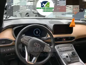 Hyundai Santa Fe 2022 White