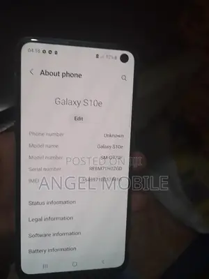 Photo - Samsung Galaxy S10e 128 GB Silver