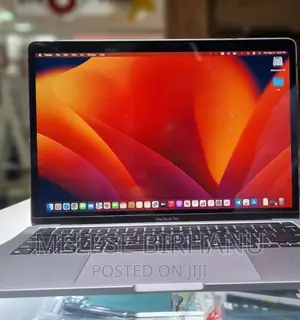 New Laptop Apple MacBook Pro 2020 M1 16GB Intel Core I7 SSD 256GB