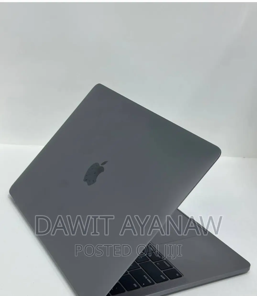 New Laptop Apple MacBook Pro 2019 8GB Intel Core I5 SSD 128GB