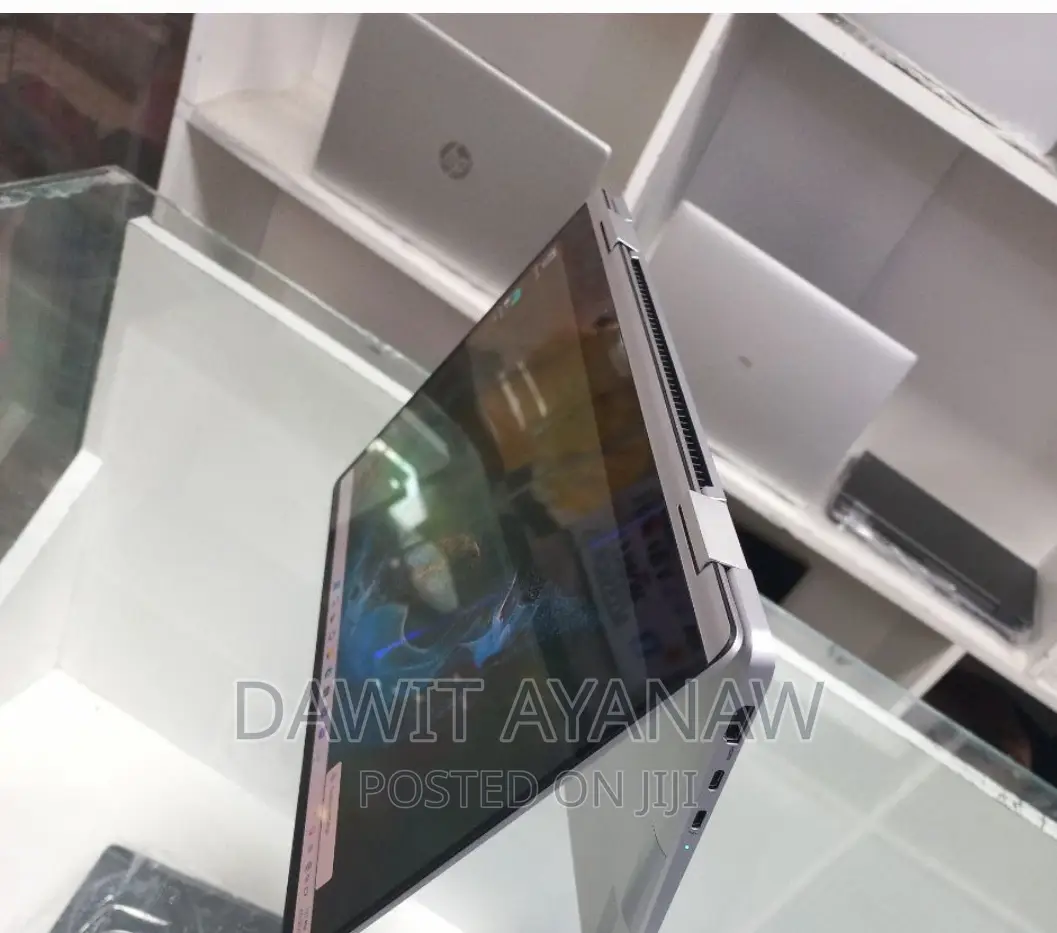 New Laptop Samsung NP-X360 8GB Intel Core I5 SSD 256GB