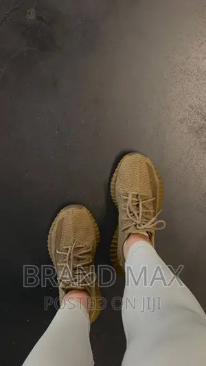 Adidas Yeezy Boost 350 V2 Master Quality