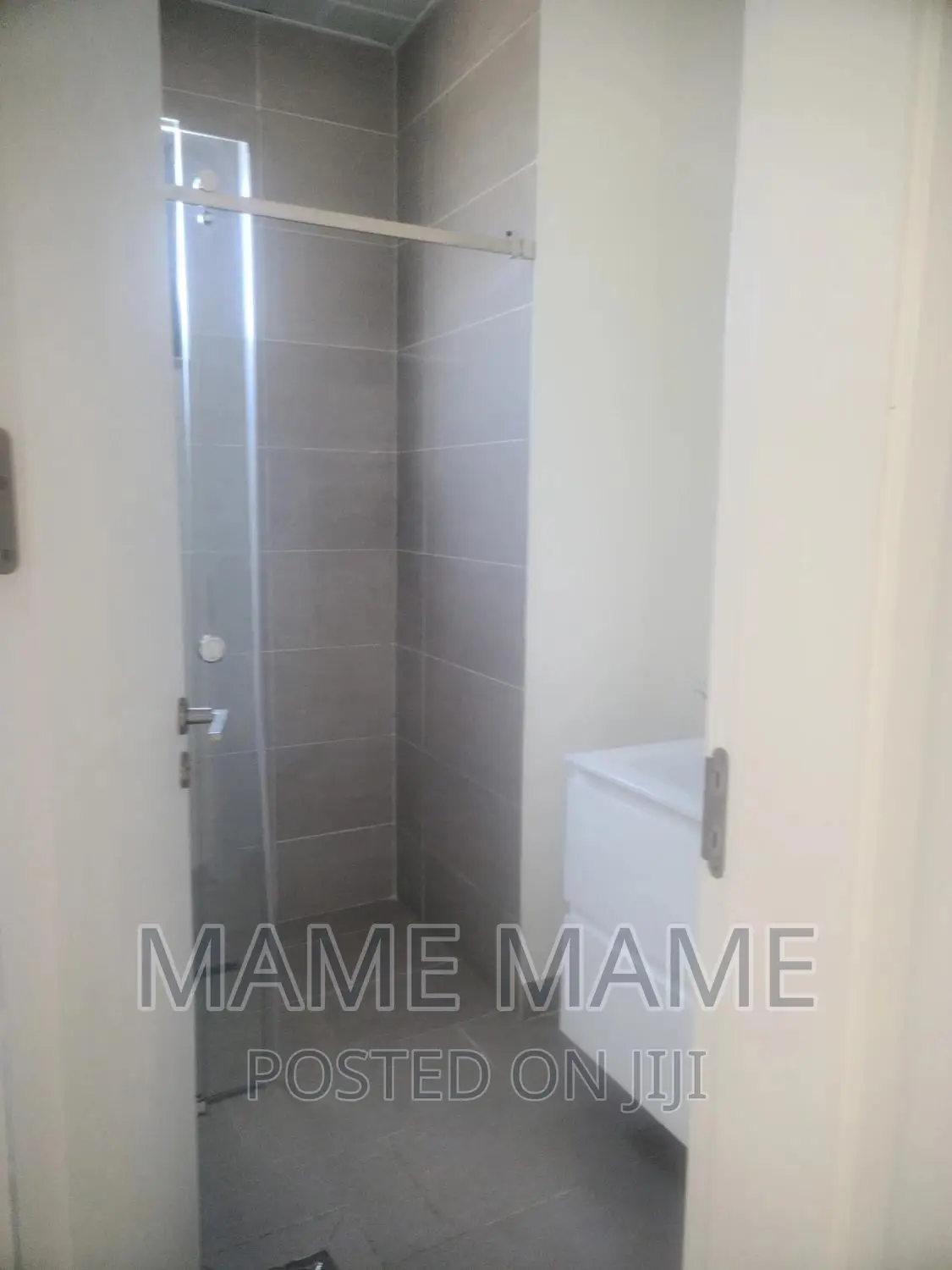 Furnished 3bdrm Apartment in Addis Abeba, Kirkos for rent