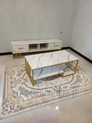 Photo - ቲቪ እስታንድና ቴብል