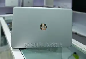 New Laptop HP Pavilion 15 8GB Intel Core I5 SSD 512GB