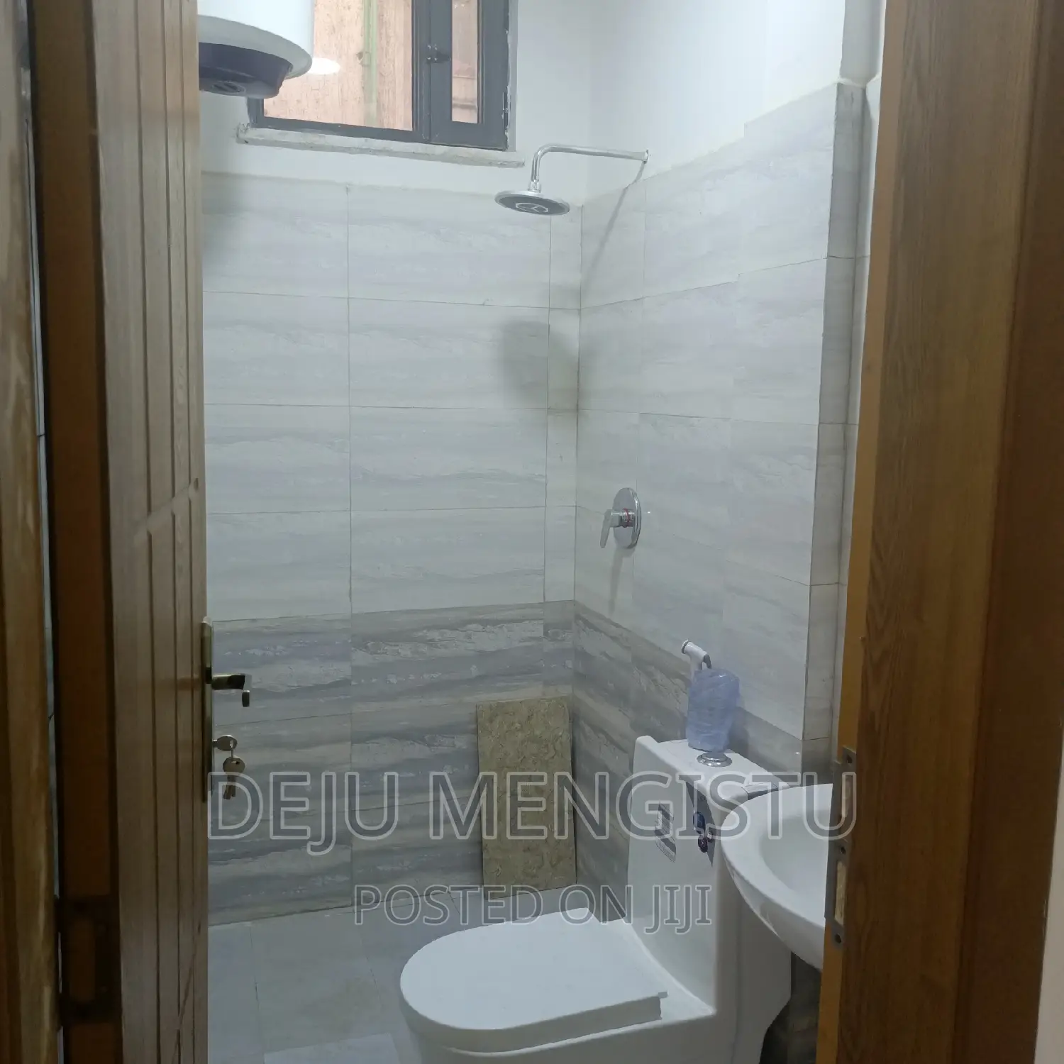 8bdrm House in ሳሚት 72, Bole for rent