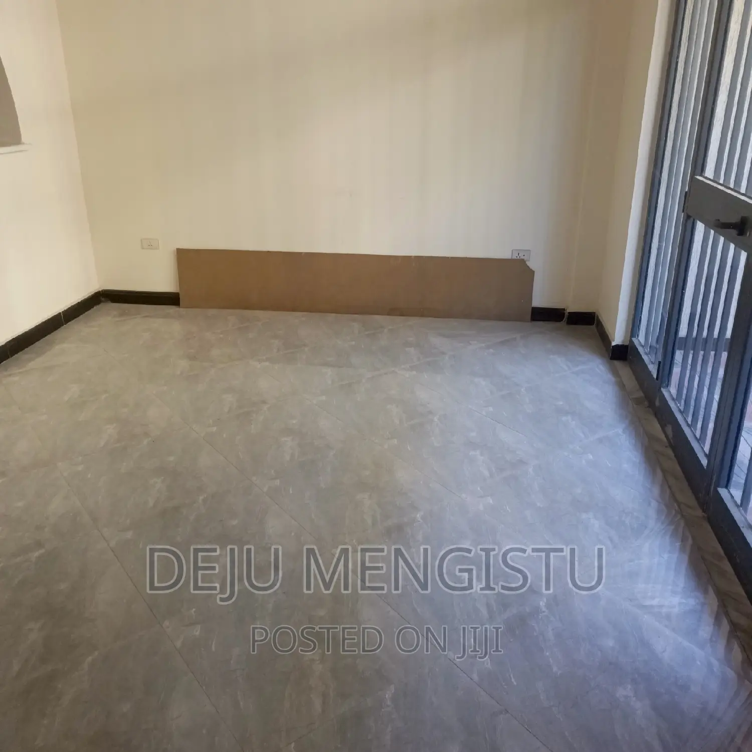 8bdrm House in ሳሚት 72, Bole for rent