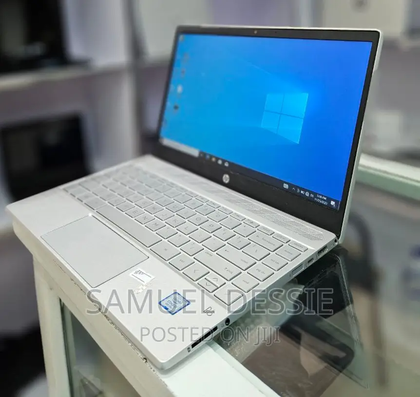 New Laptop HP Pavilion 15 8GB Intel Core I7 SSD 512GB