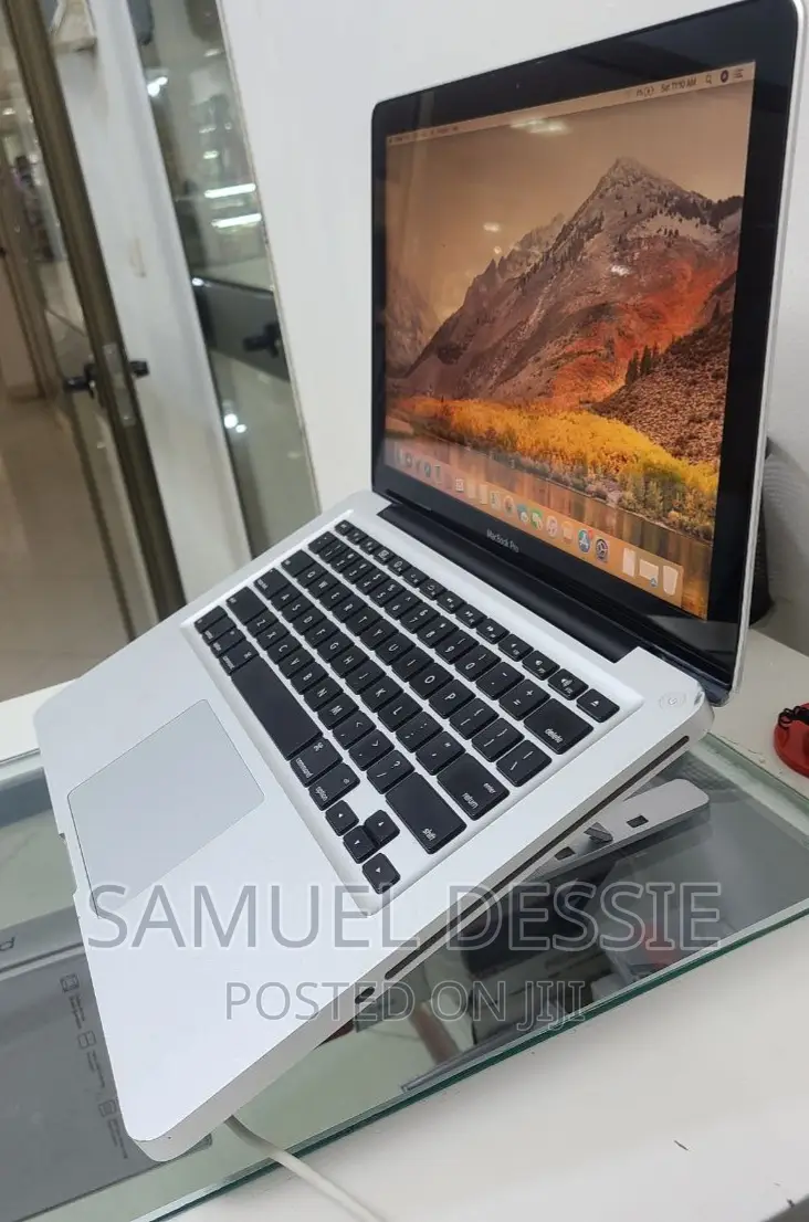New Laptop Apple MacBook Pro 2011 8GB Intel Core I5 HDD 500GB
