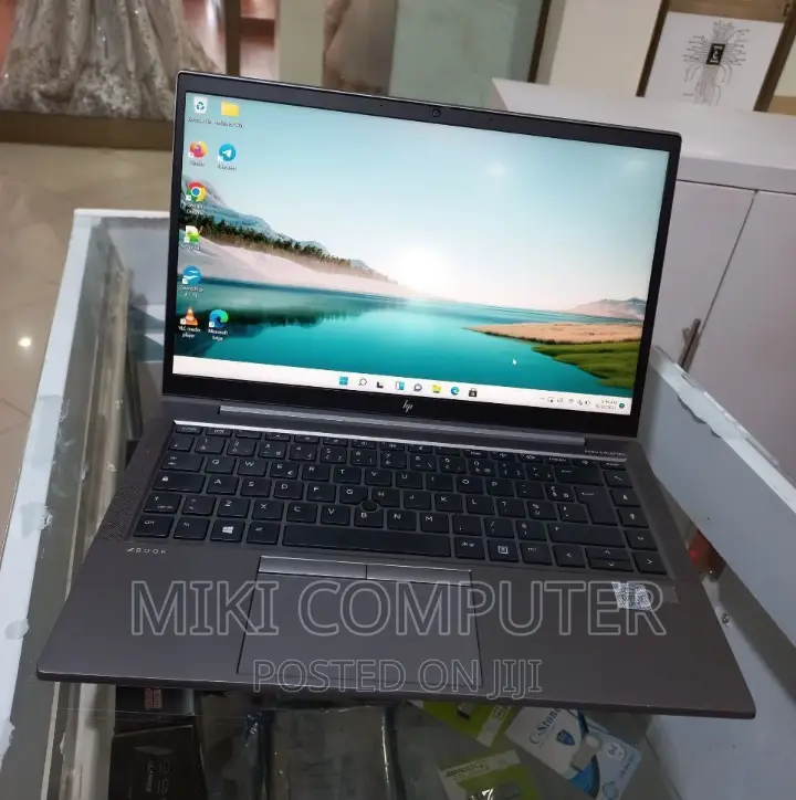 New Laptop HP ZBook 14 16GB Intel Core I5 SSD 512GB