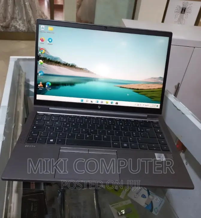 New Laptop HP ZBook 14 16GB Intel Core I5 SSD 512GB