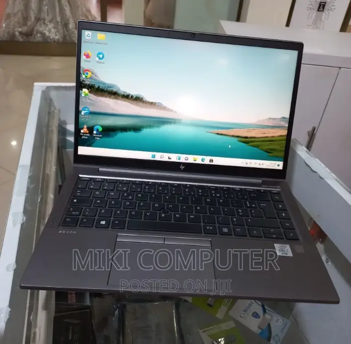 New Laptop HP ZBook 14 16GB Intel Core I5 SSD 512GB