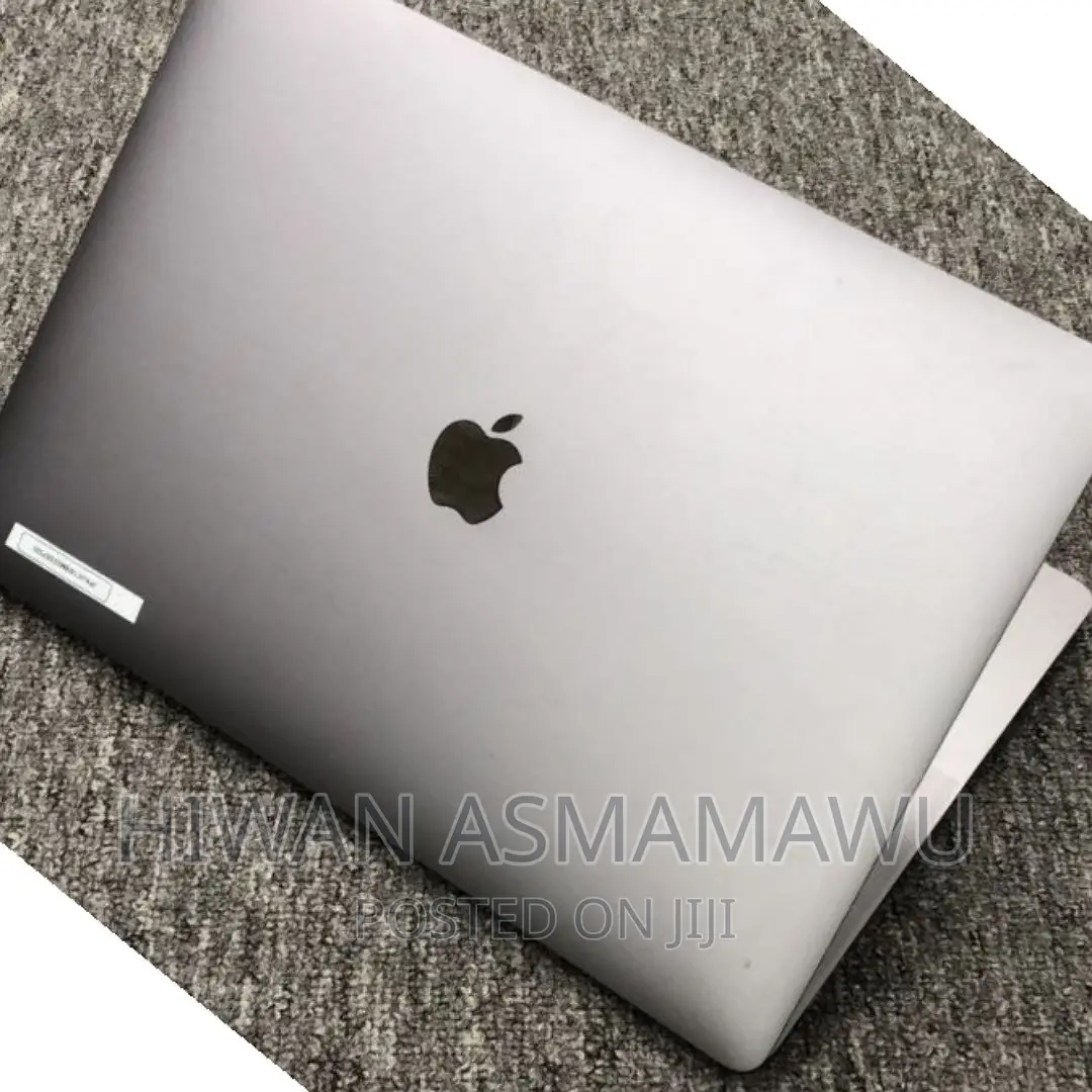 New Laptop Apple MacBook 2015 16GB Intel Core I7 SSD 512GB