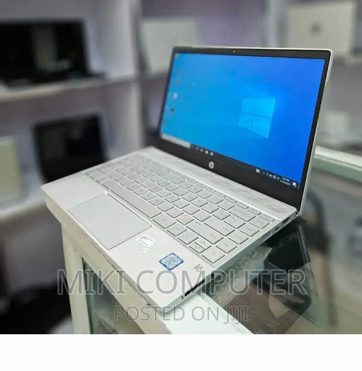 New Laptop HP Pavilion 15 8GB Intel Core I7 SSD 512GB