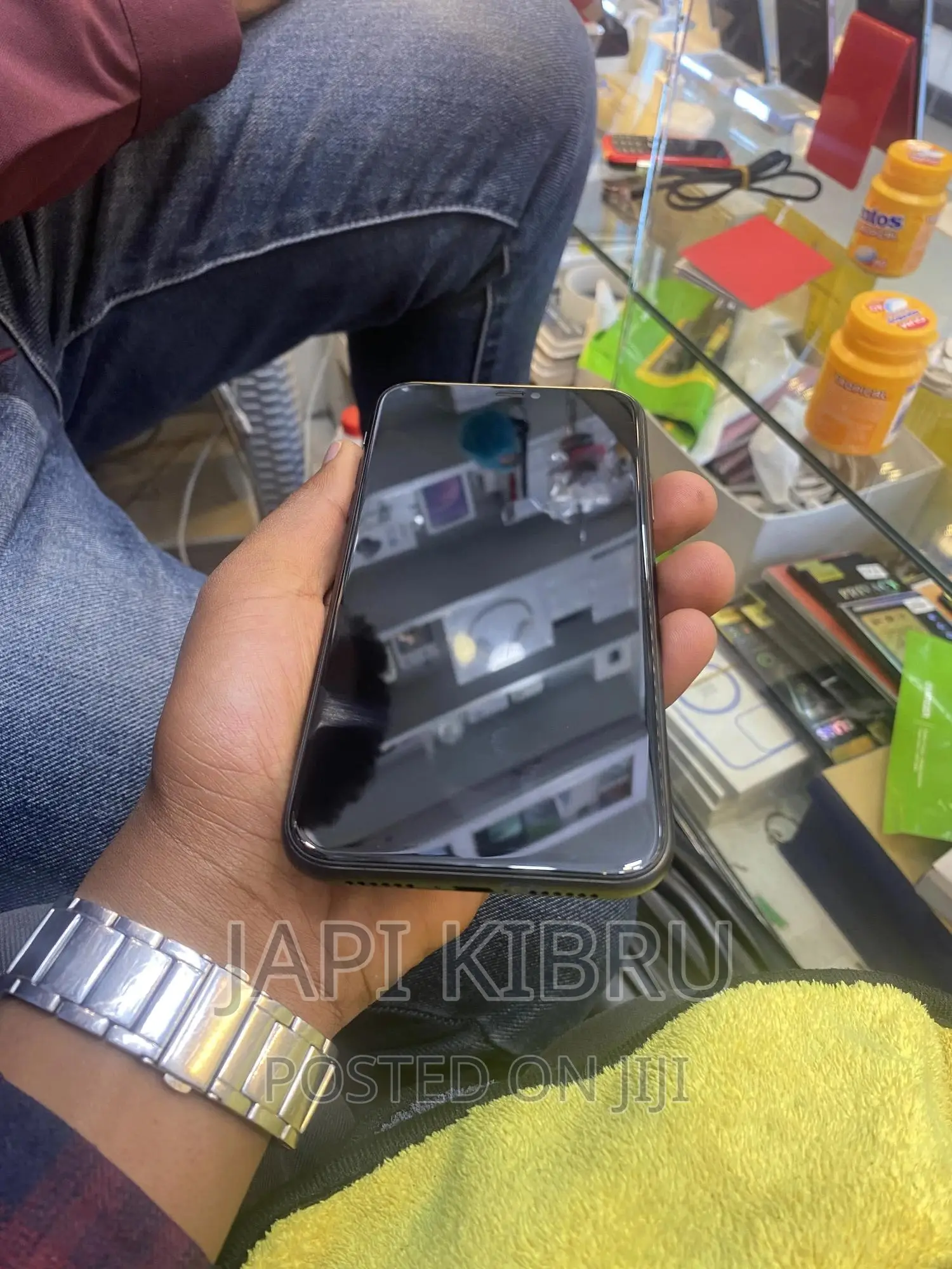 New Apple iPhone 11 128 GB Black