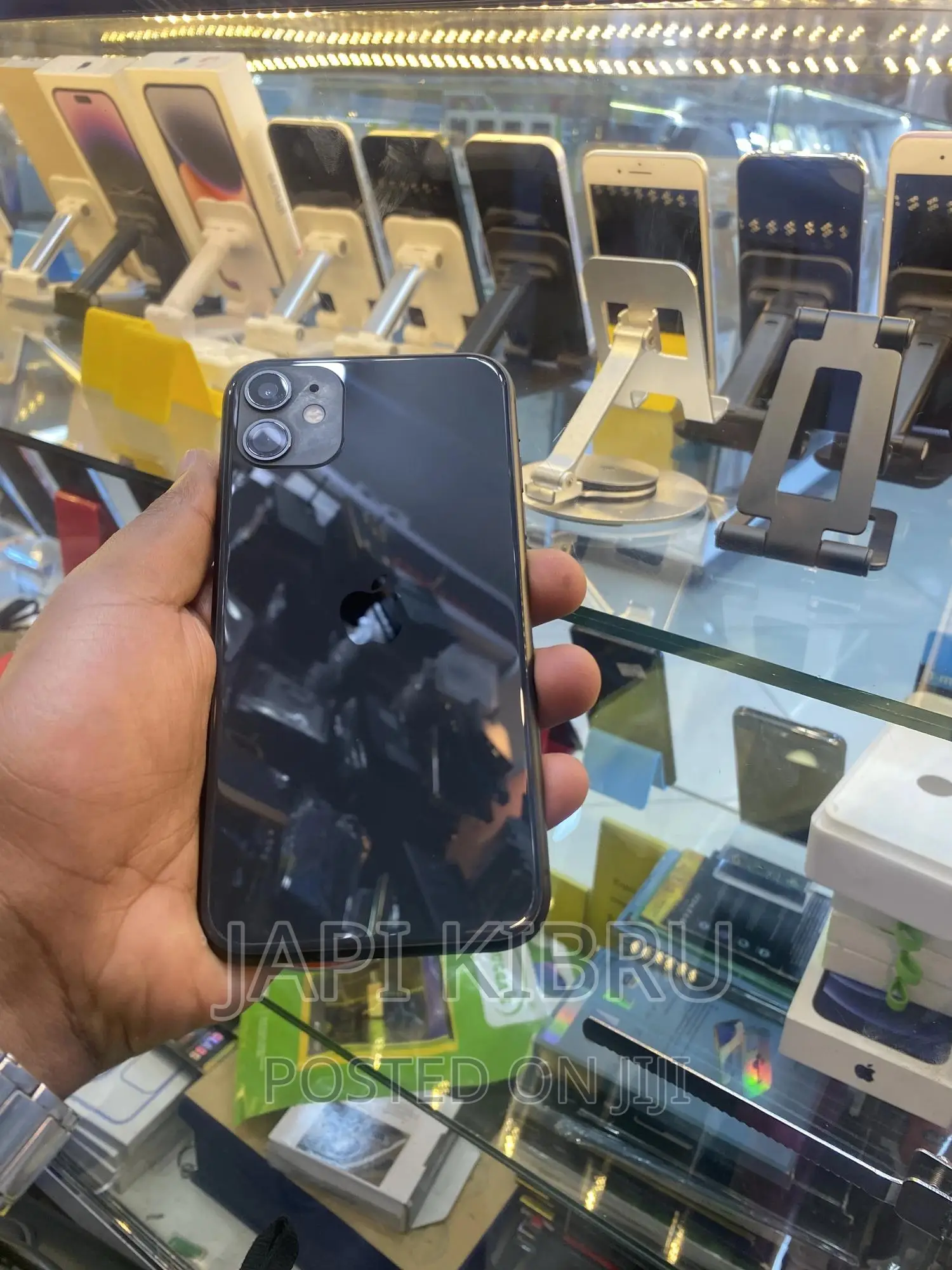 New Apple iPhone 11 128 GB Black