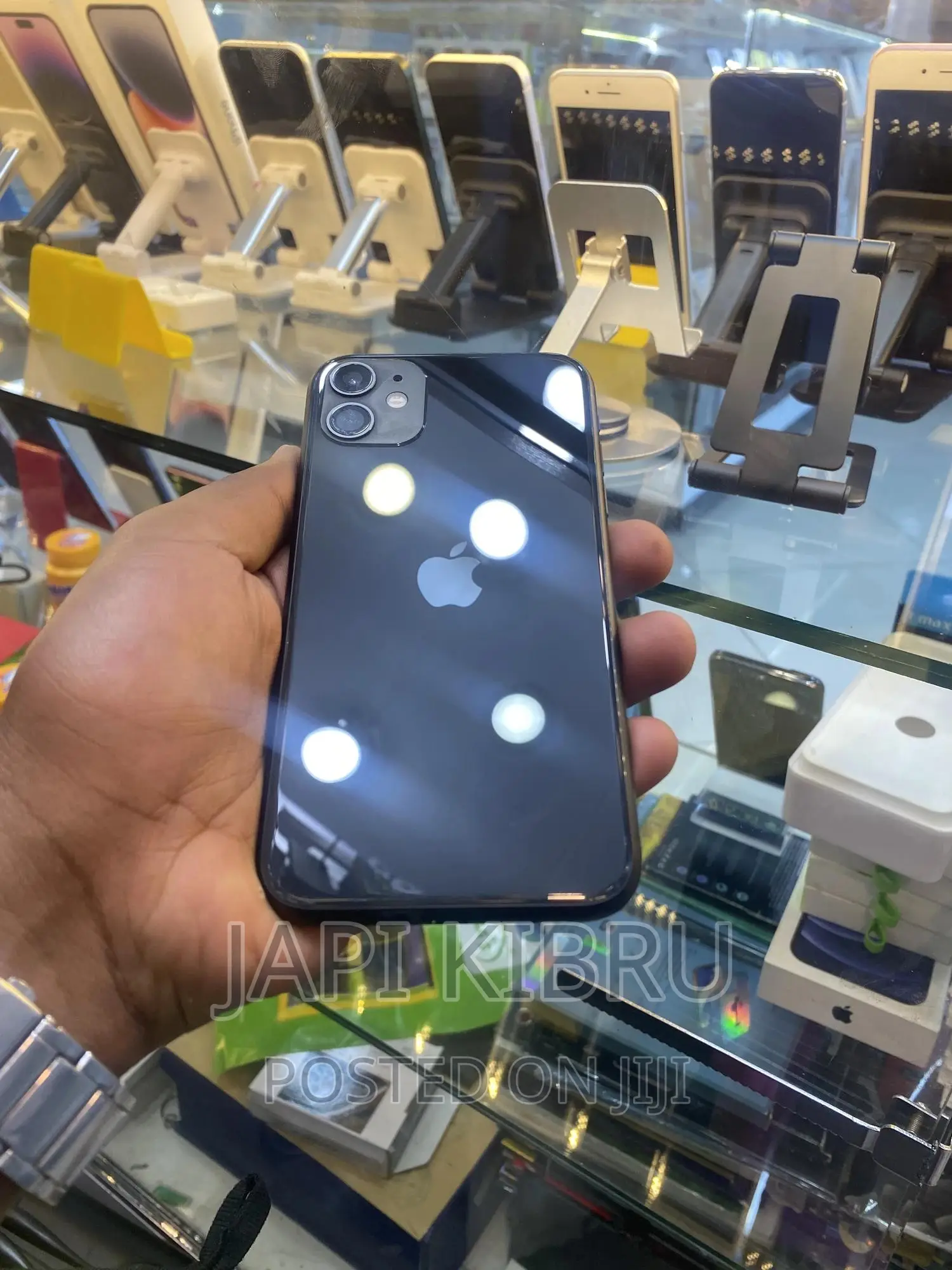 New Apple iPhone 11 128 GB Black