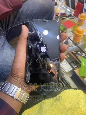 New Apple iPhone 11 128 GB Black