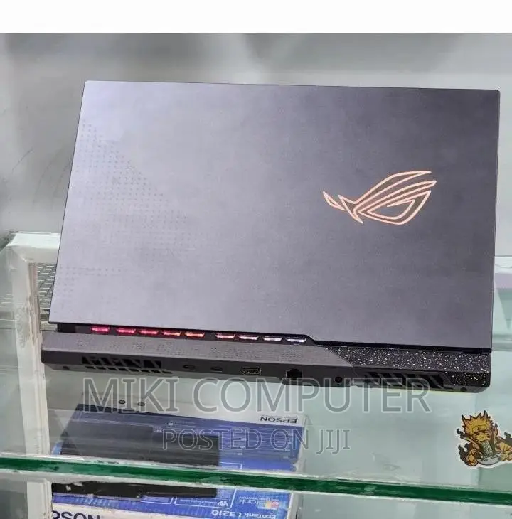 New Laptop Asus ROG Strix G15 16GB AMD Ryzen 9 SSD 512GB